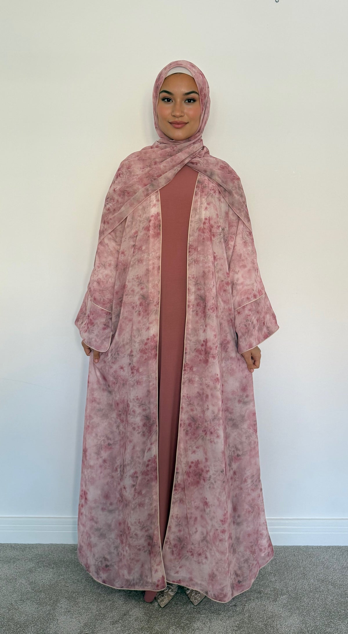 Alyssa Printed Floral Abaya Set - Blush Pink
