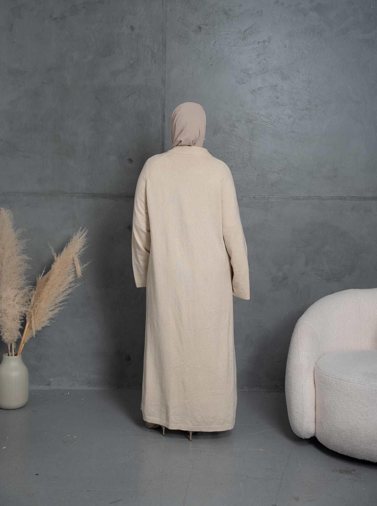 Amal Wool-Blend Slit-Front Abaya – Beige