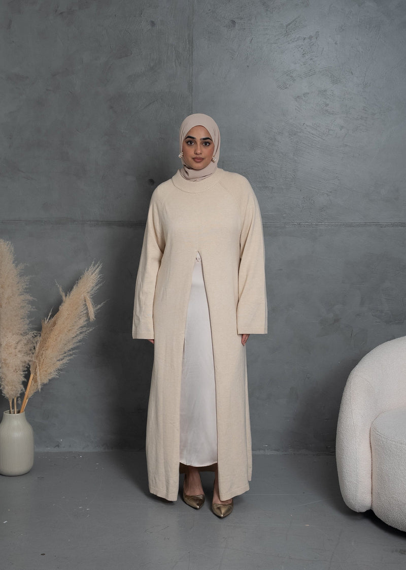 Amal Wool-Blend Slit-Front Abaya – Beige