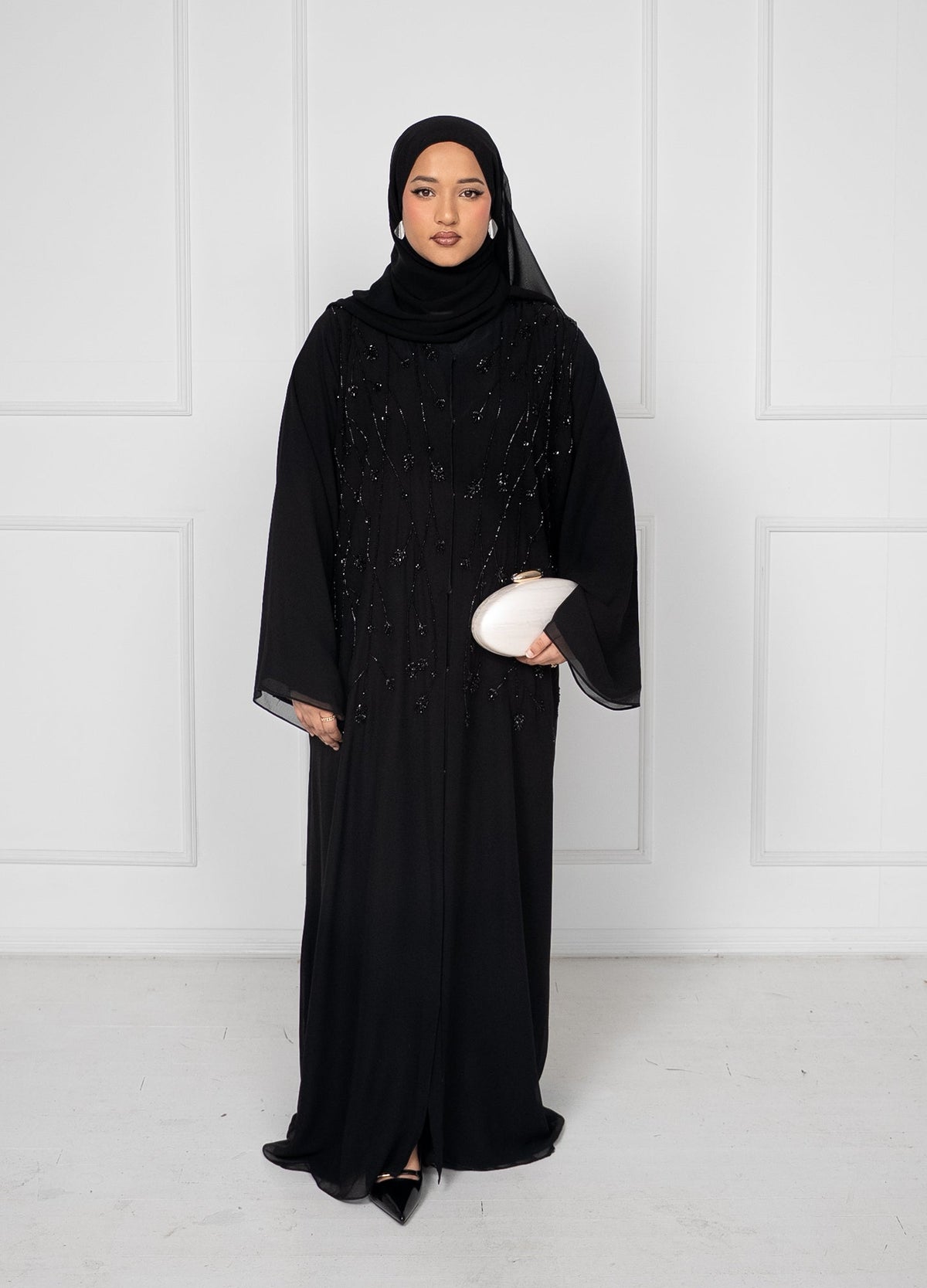 Luxury Beaded Closed Chiffon Statement Abaya - Black